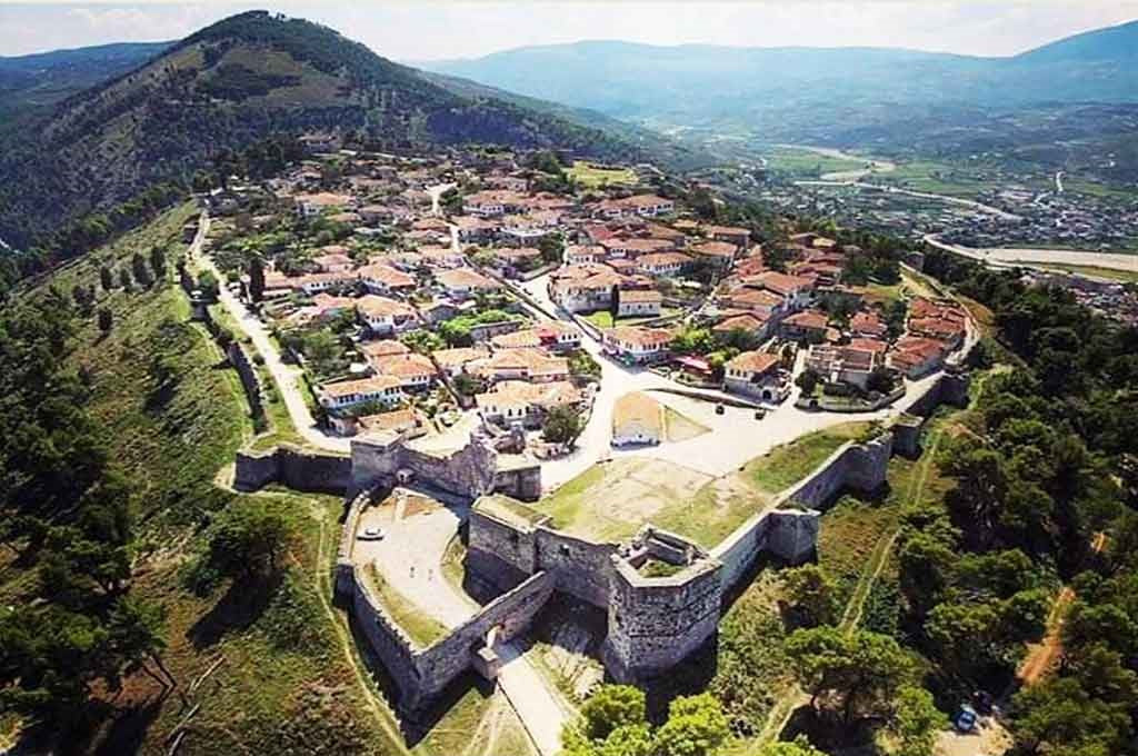 berat castle day tour tirana