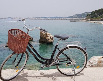 Vlorë Bike Tour: Explore City Highlights &amp; the Coastline